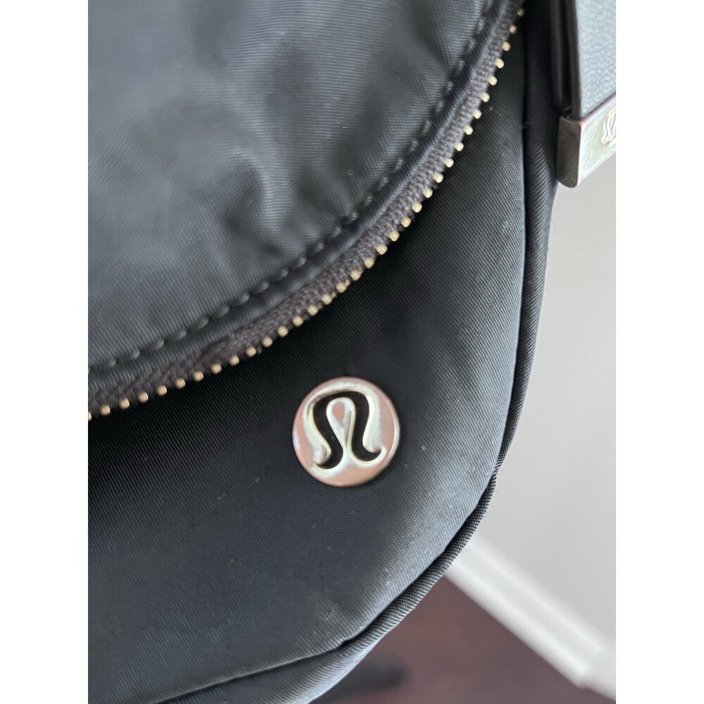 Lululemon Black Nylon Crossbody Bag - Picture 6 of 12
